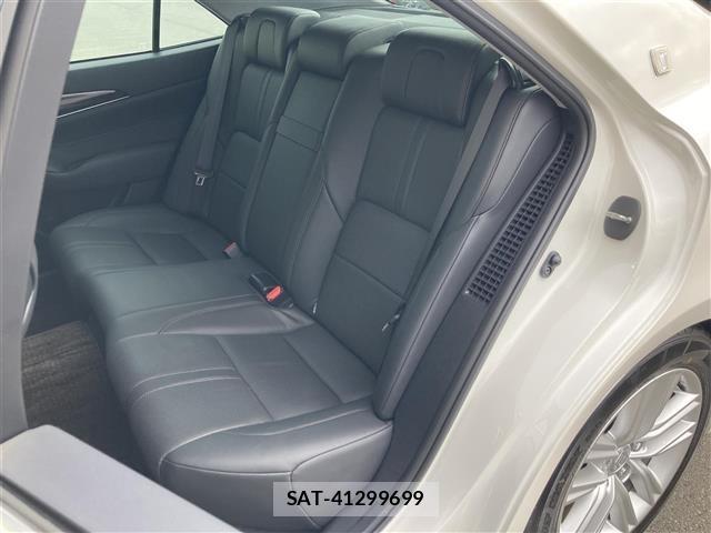 Toyota CROWN 2013 8937627-29