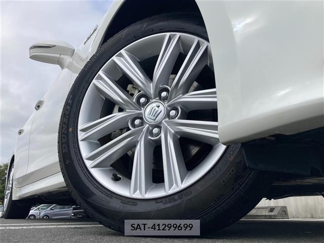 Toyota CROWN 2013 8937627-41