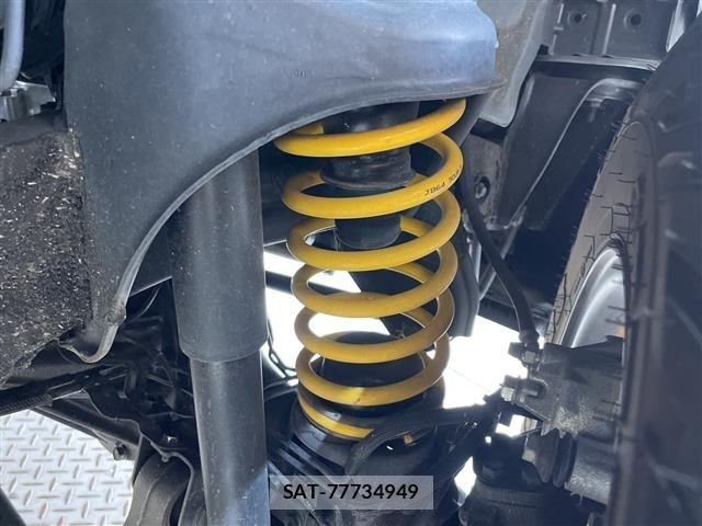 Suzuki JIMNY 2023 8748697-17
