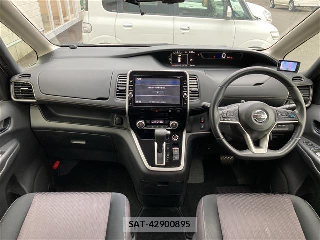 Nissan SERENA 2016 8926774-14