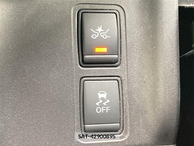 Nissan SERENA 2016 8926774-22