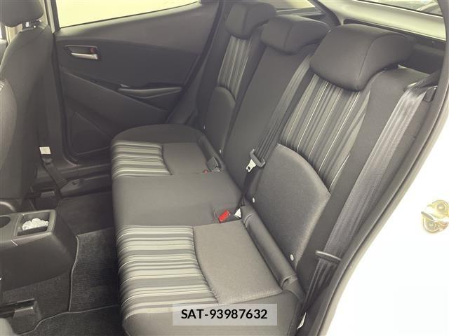 Mazda MAZDA2 2021 8910112-13