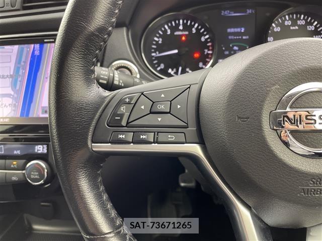 Nissan X-TRAIL 2017 8929366-10