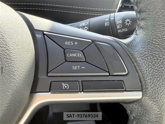Nissan SERENA 2018 8926775-7