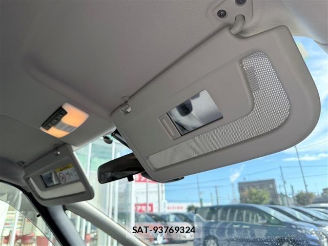Nissan SERENA 2018 8926775-9