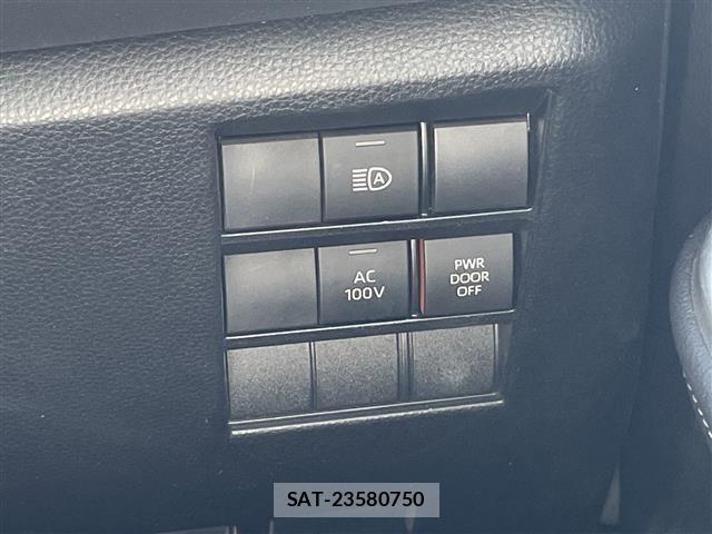 Toyota NOAH 2023 8683538-1