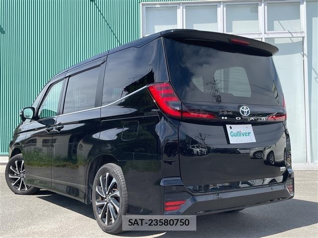 Toyota NOAH 2023 8683538-13