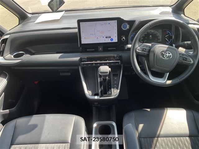 Toyota NOAH 2023 8683538-15