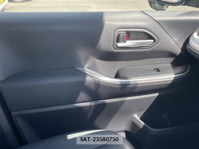 Toyota NOAH 2023 8683538-2