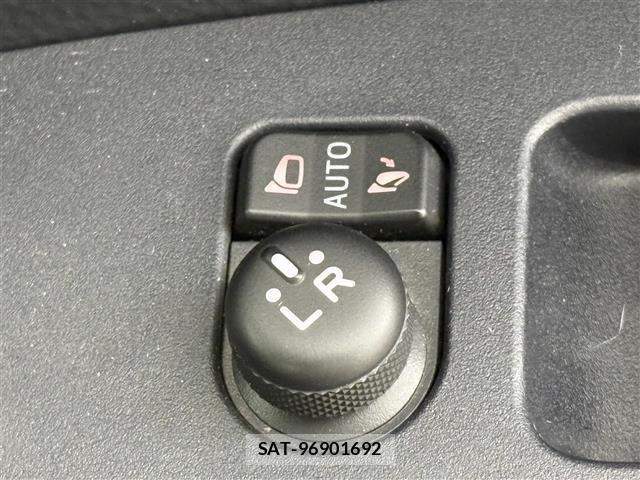 Toyota TANK 2017 8913960-9