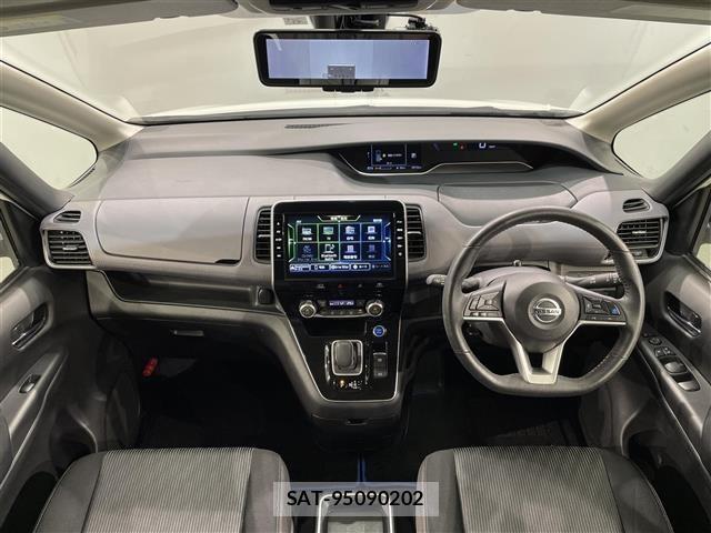 Nissan SERENA 2021 8926809-15