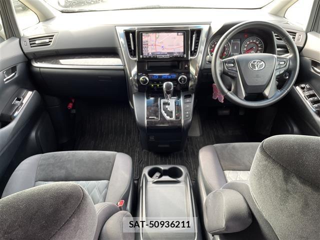 Toyota VELLFIRE 2018 8692797-14