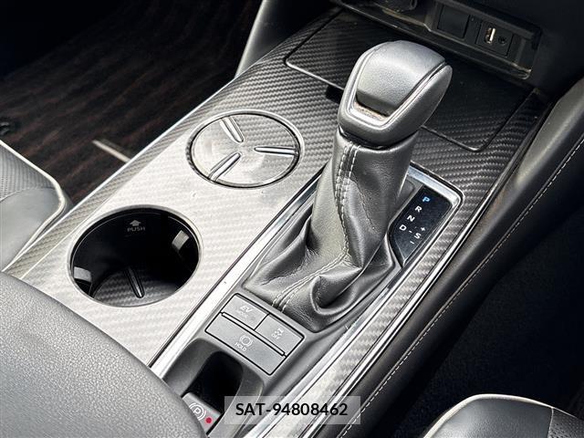 Toyota CROWN 2020 8937628-1