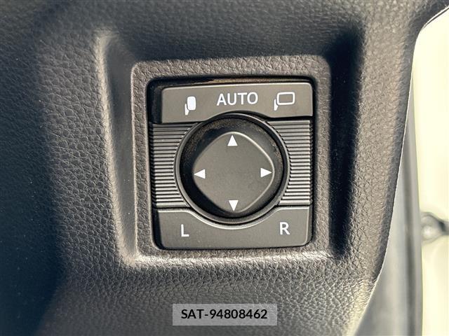 Toyota CROWN 2020 8937628-12