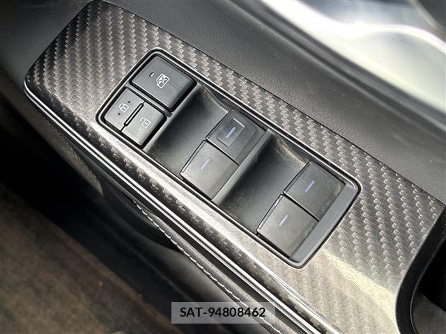Toyota CROWN 2020 8937628-20