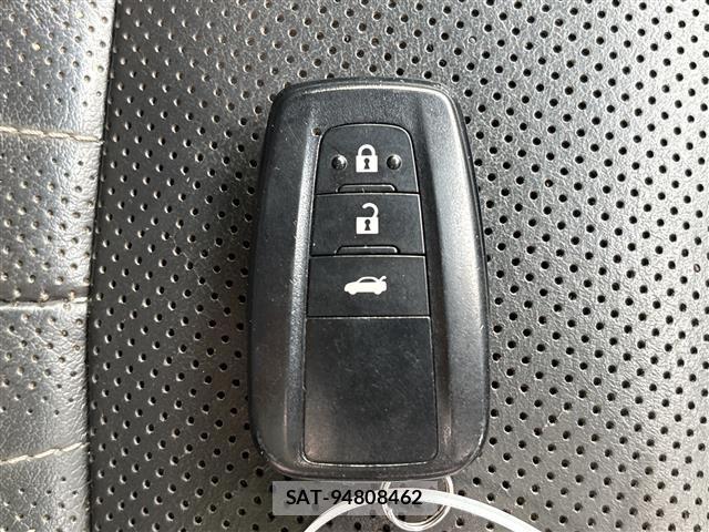 Toyota CROWN 2020 8937628-22
