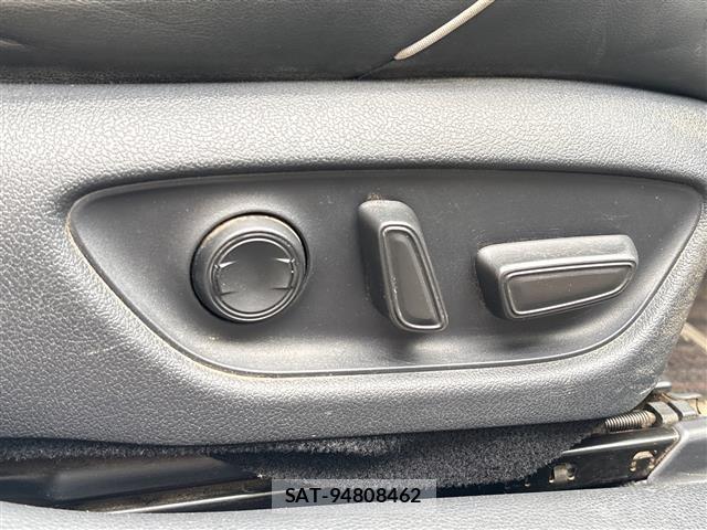 Toyota CROWN 2020 8937628-4