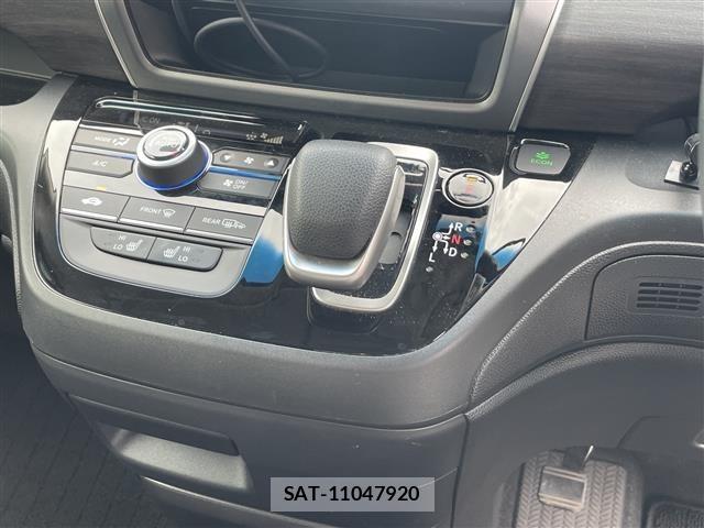 Honda FREED 2023 8684577-3