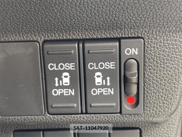Honda FREED 2023 8684577-5