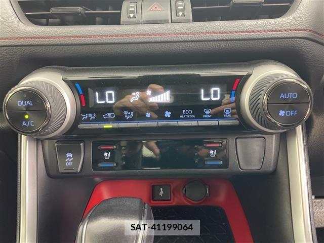 Toyota RAV4 2022 8709351-10