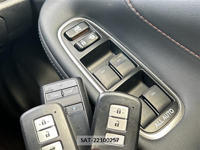 Toyota CROWN 2013 8937632-12