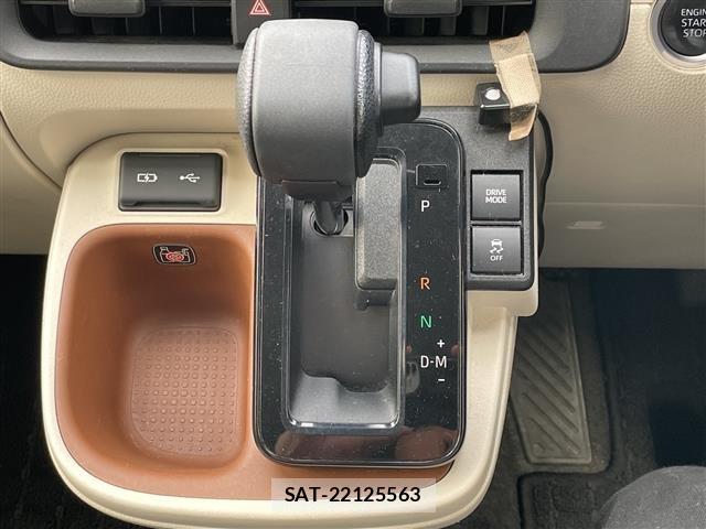 Toyota SIENTA 2022 8671530-9