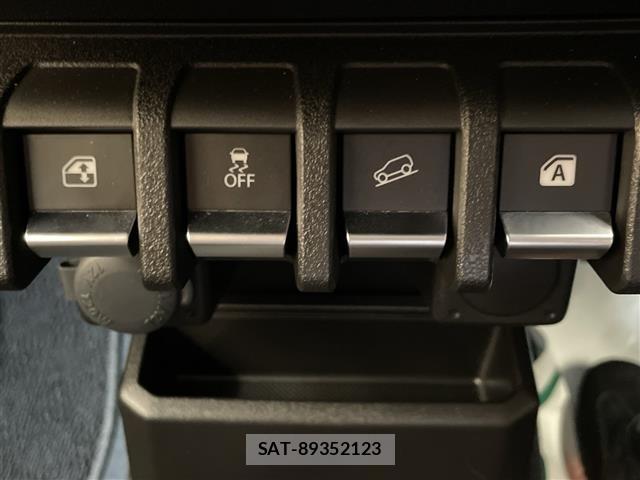 Suzuki JIMNY 2023 8932804-5