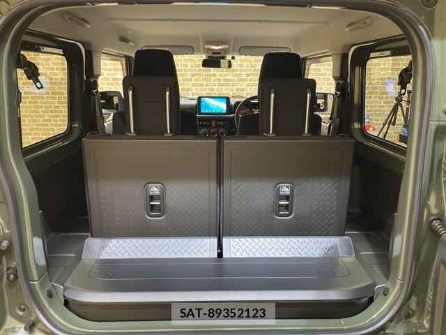 Suzuki JIMNY 2023 8932804-6