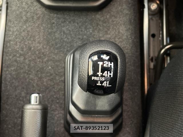 Suzuki JIMNY 2023 8932804-9