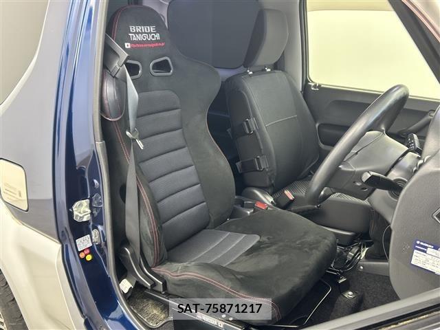 Suzuki JIMNY SIERRA 2018 8700461-2