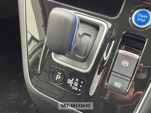 Nissan SERENA 2021 8926824-3