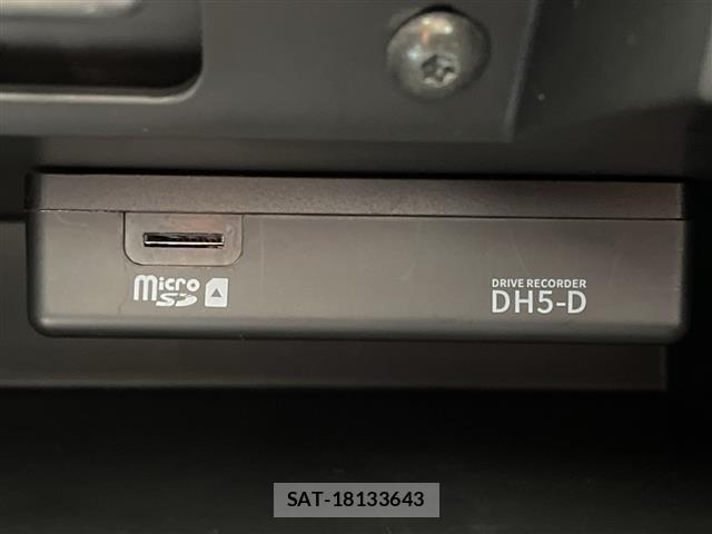 Nissan SERENA 2021 8926824-6