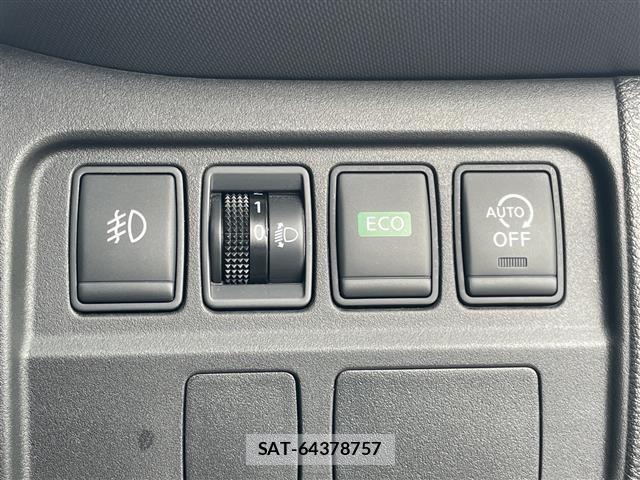 Nissan SERENA 2018 8926827-1