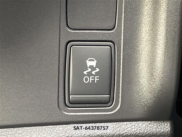 Nissan SERENA 2018 8926827-3