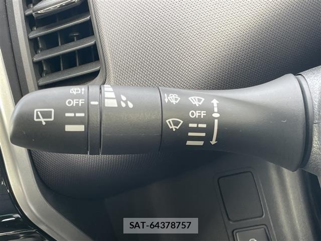 Nissan SERENA 2018 8926827-5