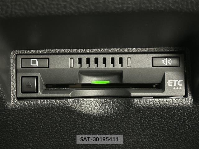 Toyota PRIUS PHV 2022 8915759-19