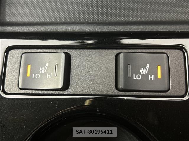 Toyota PRIUS PHV 2022 8915759-5