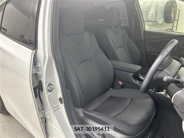 Toyota PRIUS PHV 2022 8915759-9