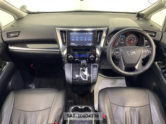Toyota VELLFIRE 2018 8905184-17