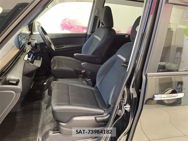Nissan SERENA 2023 8926838-8