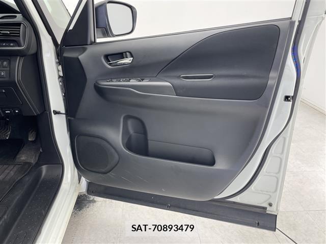 Nissan SERENA 2017 8926839-6