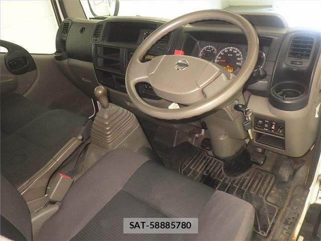Nissan ATLAS 2018 8952757-3
