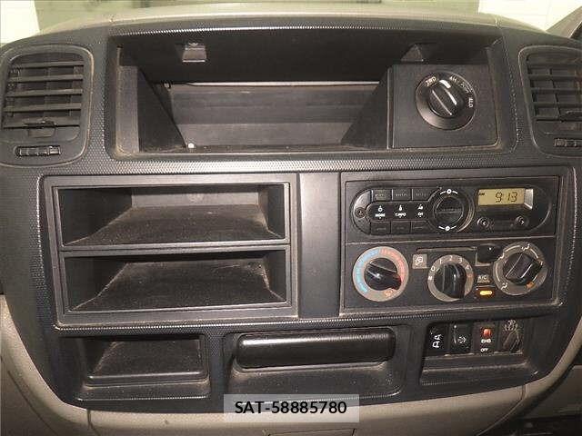 Nissan ATLAS 2018 8952757-6