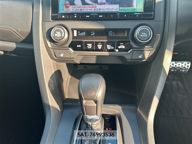 Honda CIVIC 2019 8677441-11