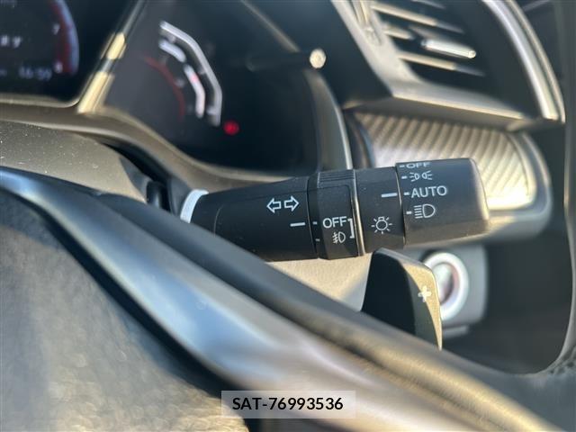 Honda CIVIC 2019 8677441-21