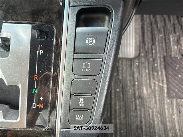Toyota VELLFIRE 2017 8905189-1