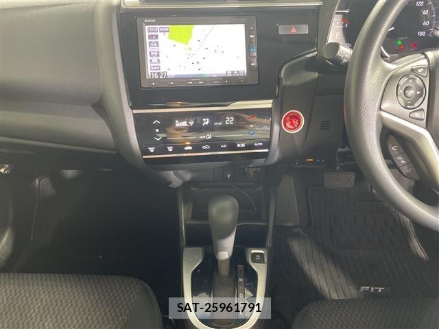 Honda FIT 2019 8921880-18