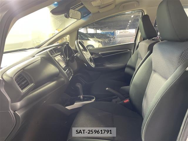 Honda FIT 2019 8921880-19