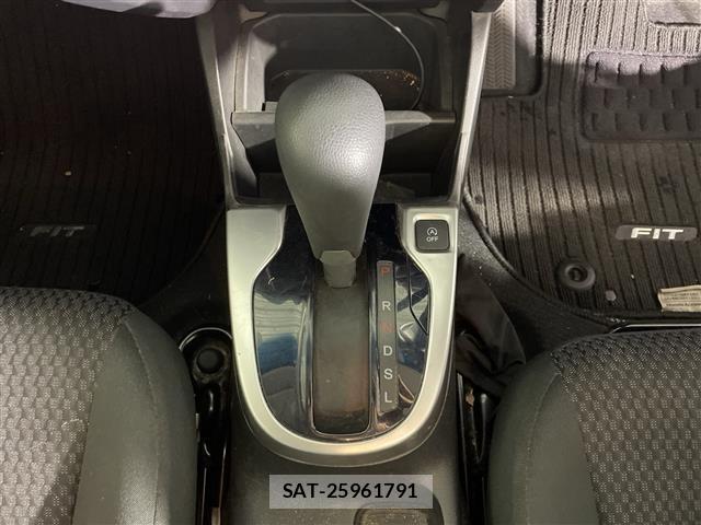 Honda FIT 2019 8921880-4