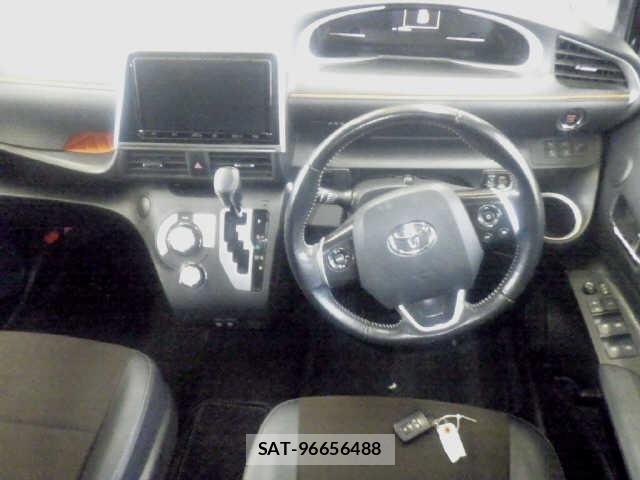 Toyota SIENTA 2020 8692453-3